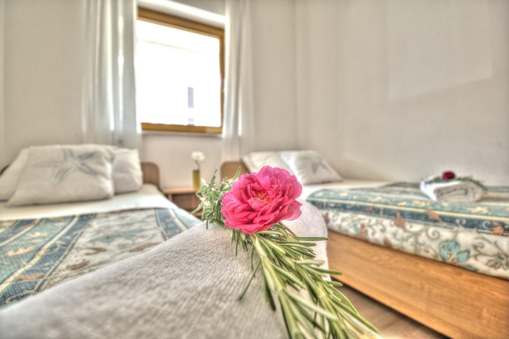 Apartments Vera ウマグ エクステリア 写真