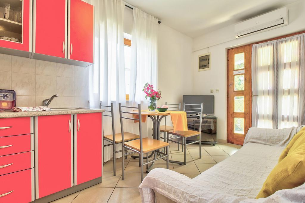 Apartments Vera ウマグ エクステリア 写真