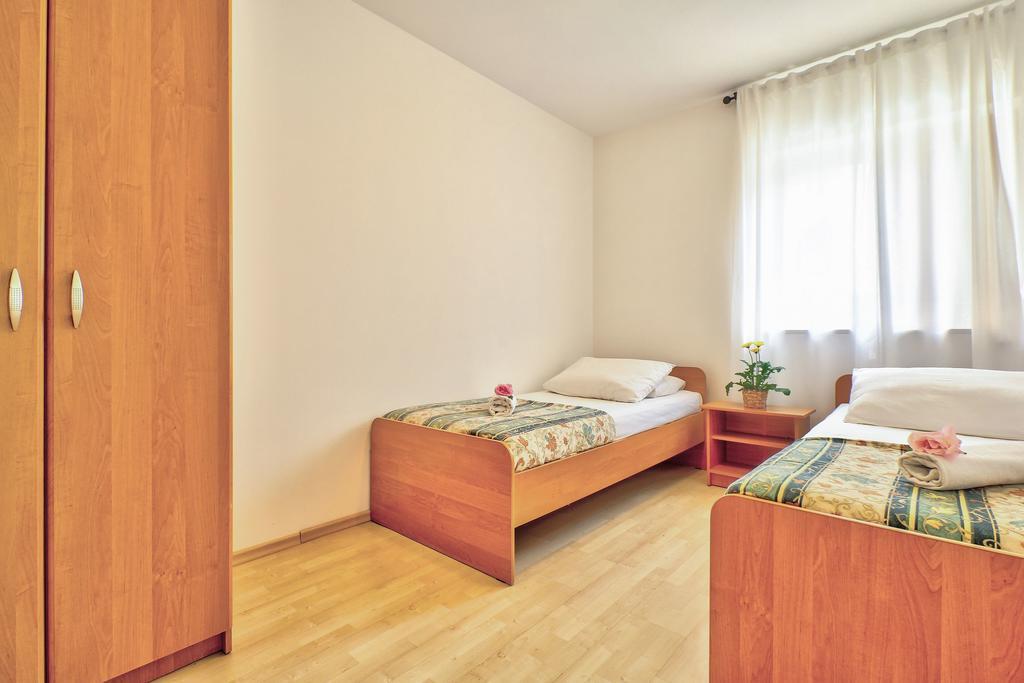 Apartments Vera ウマグ エクステリア 写真