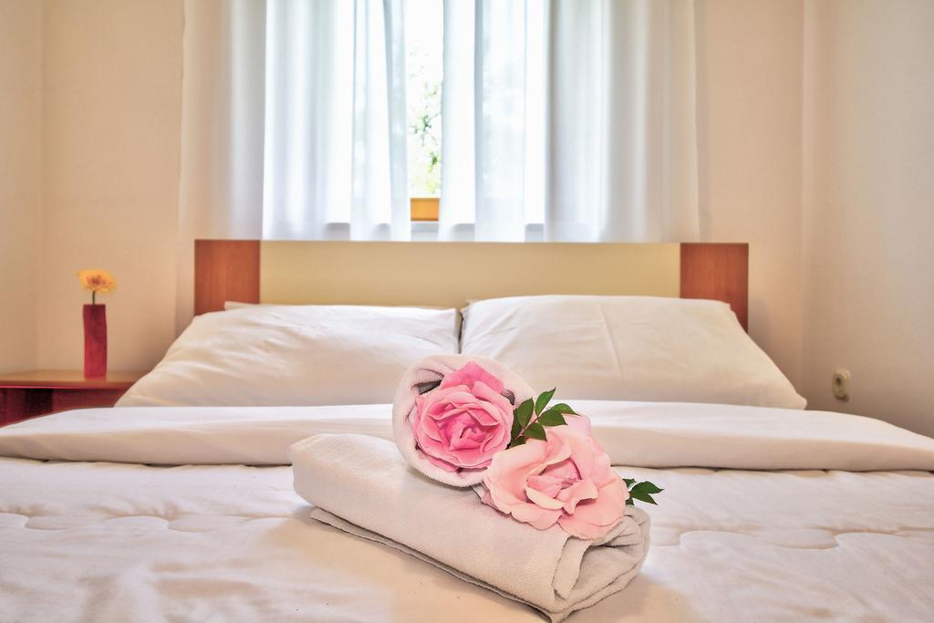 Apartments Vera ウマグ エクステリア 写真