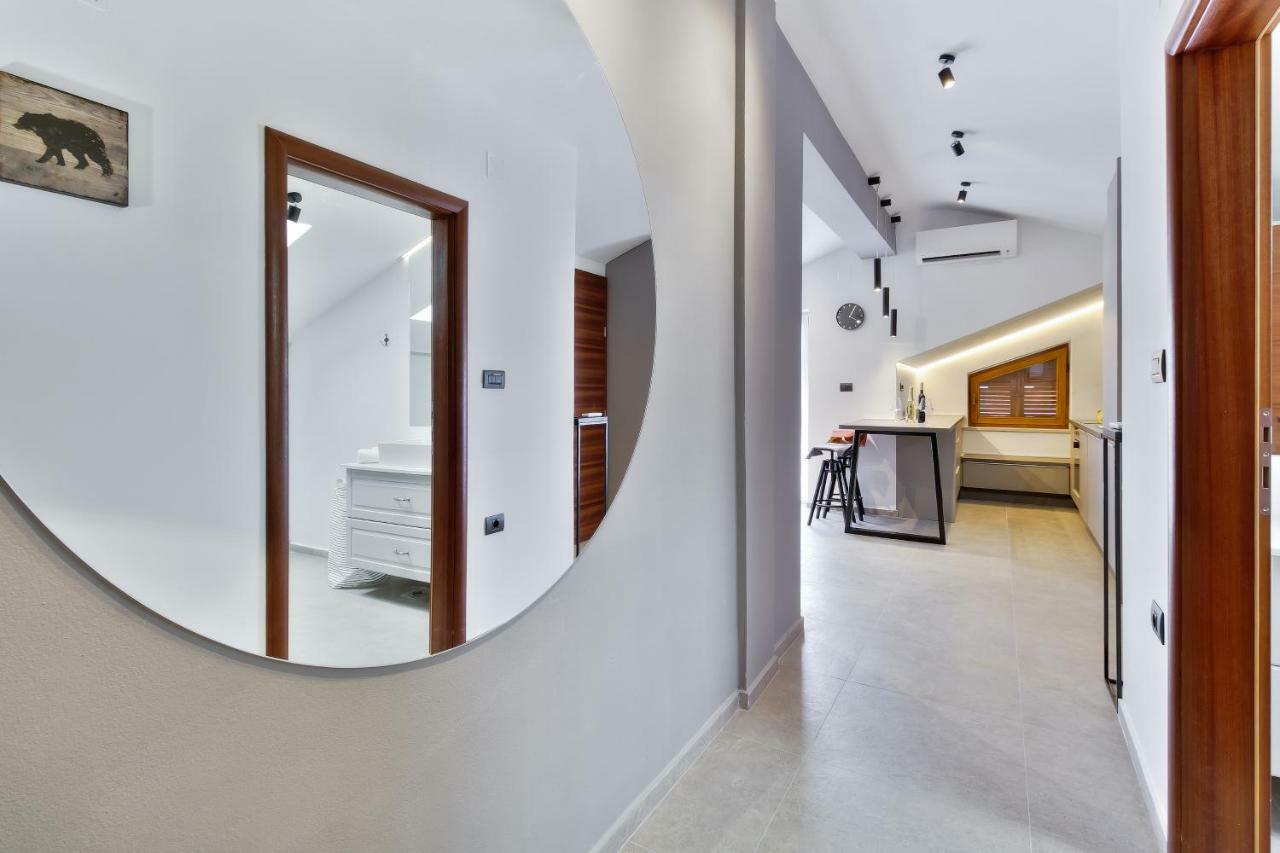 Apartments Vera ウマグ エクステリア 写真