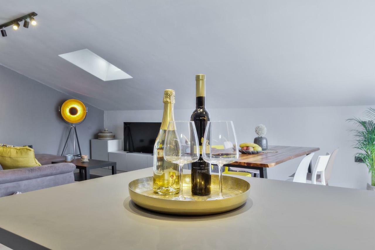 Apartments Vera ウマグ エクステリア 写真